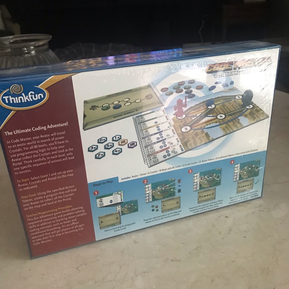 NEW Thinkfun Code Master programming logic game - Picture 2 of 6